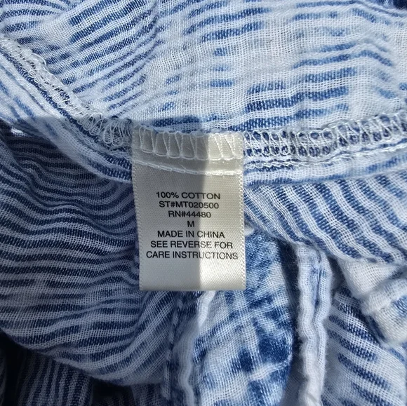 Love Fire Cotton Sleeveless Button Down Shirt Size Medium - Picture 3 of 5